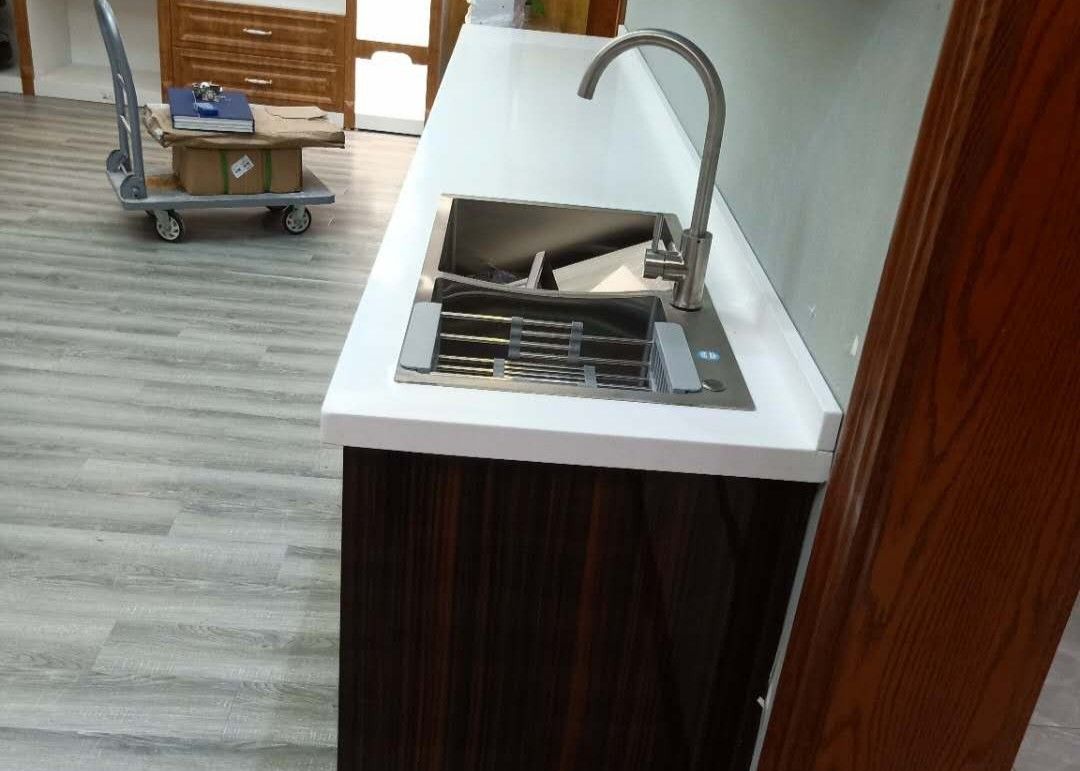 Scratch Resistant Quartz Kitchen Countertops Composite Stone Kitchen Worktops