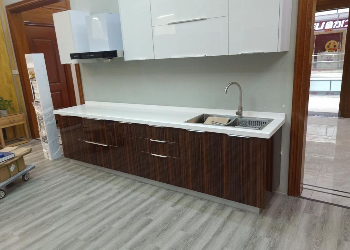 Scratch Resistant Quartz Kitchen Countertops Composite Stone Kitchen Worktops