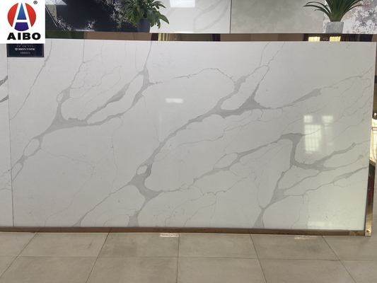 High Tenacity Calacatta white Quartz Stone Polished Surface Strong Crack Resistance