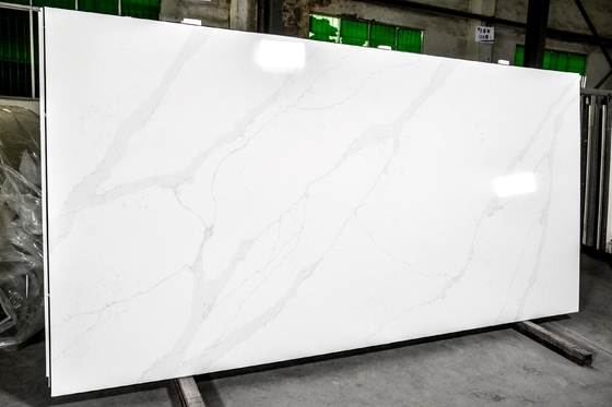 High Hardness Artifical White Calacatta Quartz Kitchen Countertop at the best price