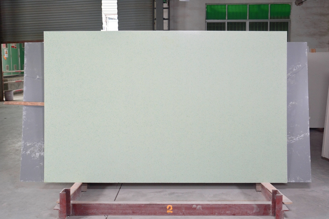 Polished Artificial Quartz Slab Big Mirror Shape Green Color slabs for kitchen countertops